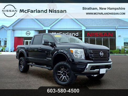 Used 2023 Nissan Titan SV w/ SV Convenience Package AWD/4WD image 1