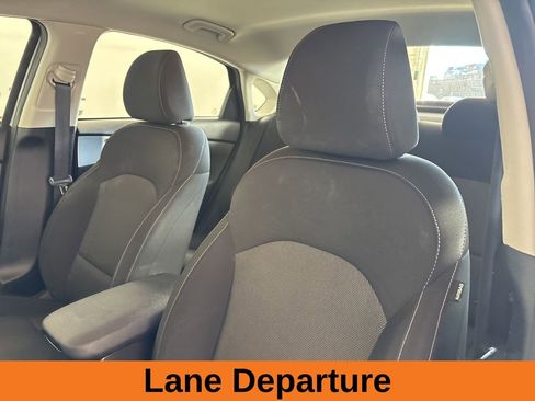 Used 2023 Kia Forte LXS image 9