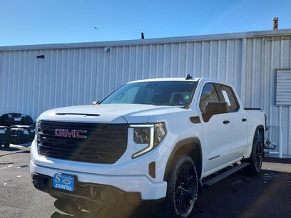 Used 2023 GMC Sierra 1500 Pro w/ Graphite Edition