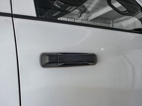 Used 2022 RAM 3500 Tradesman w/ Chrome Appearance Group image 40