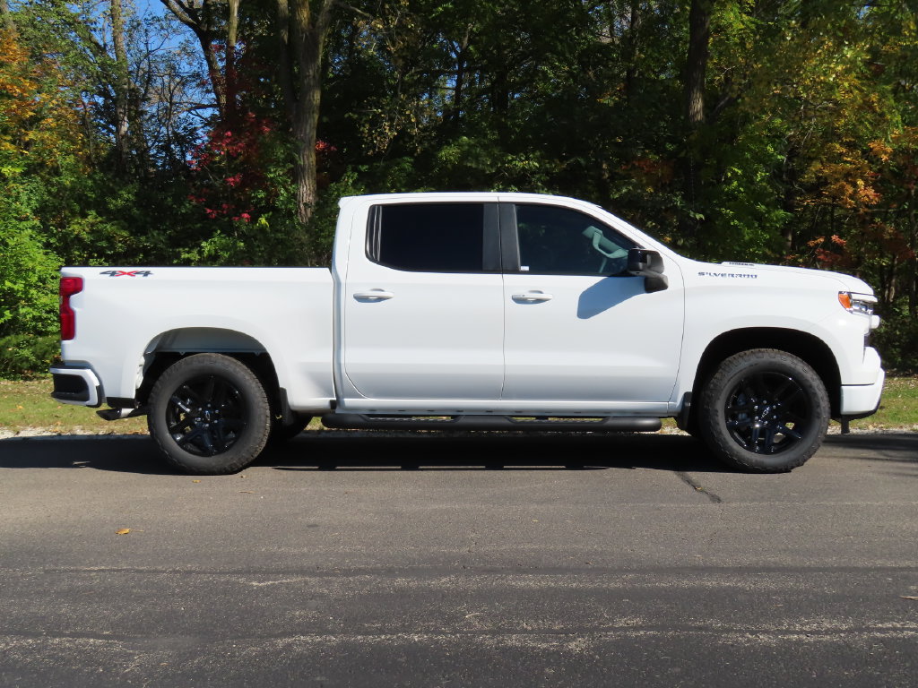 New 2026 Chevrolet Silverado 1500 RST w/ RST Select Package AWD/4WD image 2