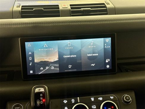 Certified 2023 Land Rover Defender 110 X-Dynamic SE image 15