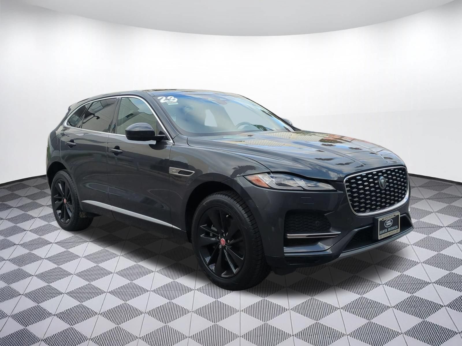Used 2023 Jaguar F-PACE S AWD/4WD image 7