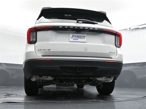 New 2025 Ford Explorer Active image 29