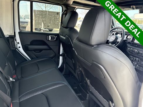 Used 2024 Jeep Wrangler High Altitude image 43