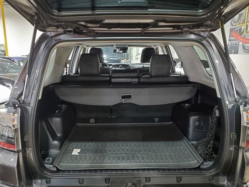 Used 2021 Toyota 4Runner Venture w/ Moonroof Package AWD/4WD image 43
