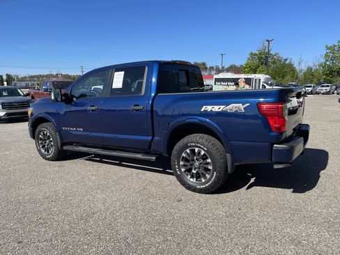Used 2018 Nissan Titan PRO-4X AWD/4WD image 5