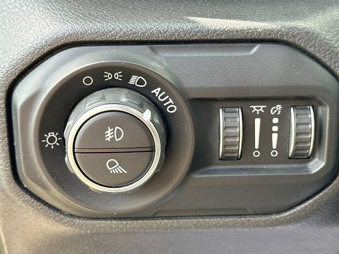 Used 2021 Jeep Gladiator Sport AWD/4WD image 12