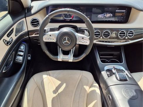 Used 2019 Mercedes-Benz S 63 AMG S 4MATIC Sedan image 2