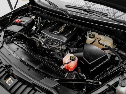 Used 2023 Cadillac Escalade ESV V image 42