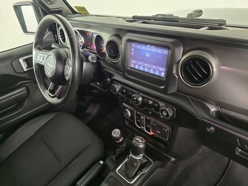 Used 2022 Jeep Wrangler Unlimited Sport image 42