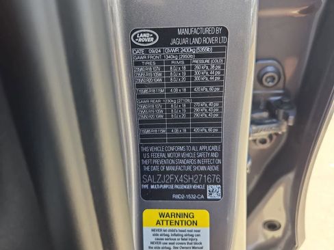 Used 2025 Land Rover Range Rover Evoque S image 37