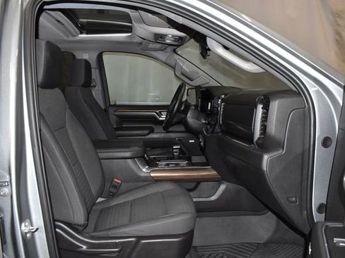 Used 2024 Chevrolet Silverado 1500 LT Trail Boss w/ Convenience Package II image 29