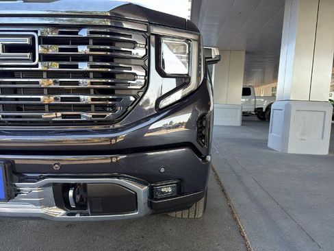 Used 2024 GMC Sierra 1500 Denali Ultimate AWD/4WD image 4