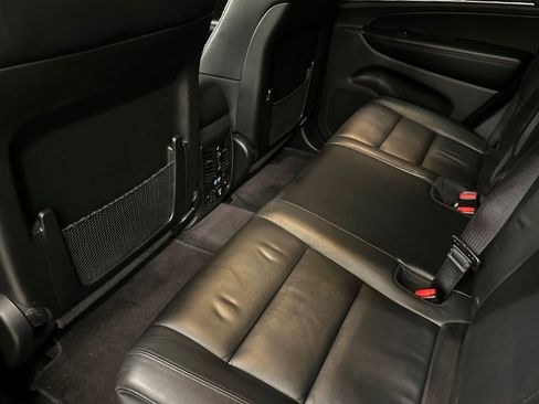 Used 2018 Jeep Grand Cherokee Limited image 25