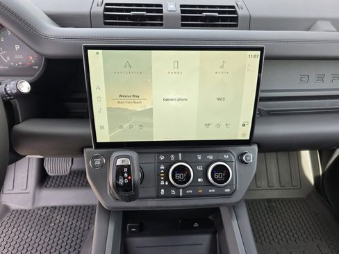 New 2026 Land Rover Defender 110 S image 17