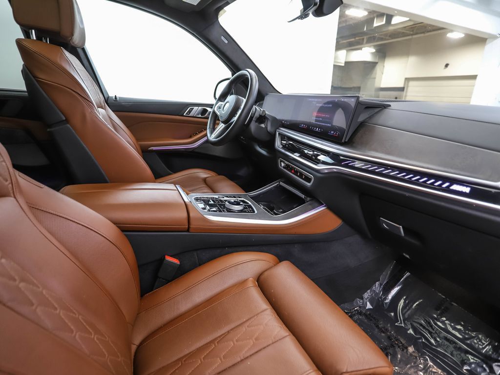 Used 2025 BMW X5 M60i w/ Executive Package AWD/4WD image 28