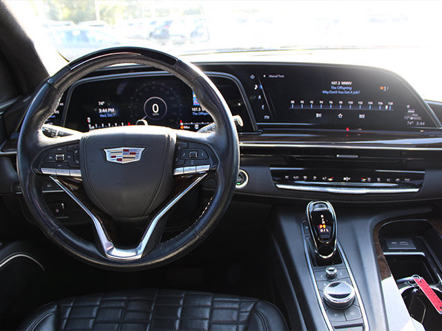 Used 2021 Cadillac Escalade ESV Sport Platinum w/ LPO, ONYX Package AWD/4WD image 8