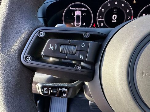 Used 2026 Porsche Cayenne GTS image 17