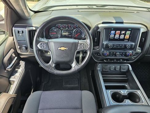 Used 2018 Chevrolet Silverado 2500 LT w/ LT Convenience Package RWD image 5