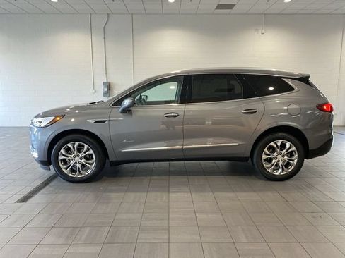 Used 2019 Buick Enclave Avenir w/ Avenir Technology Package FWD image 29