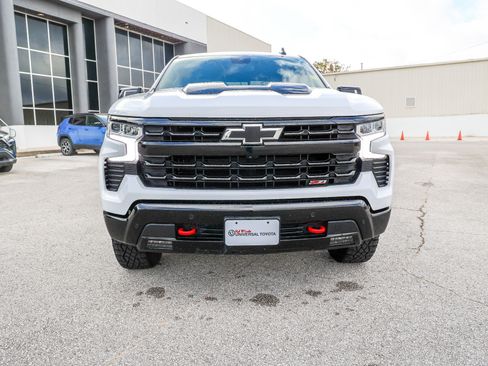Used 2025 Chevrolet Silverado 1500 LT Trail Boss w/ LT Trail Boss Premium Package AWD/4WD image 18