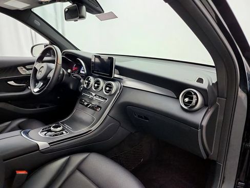 Used 2018 Mercedes-Benz GLC 300 4MATIC image 13