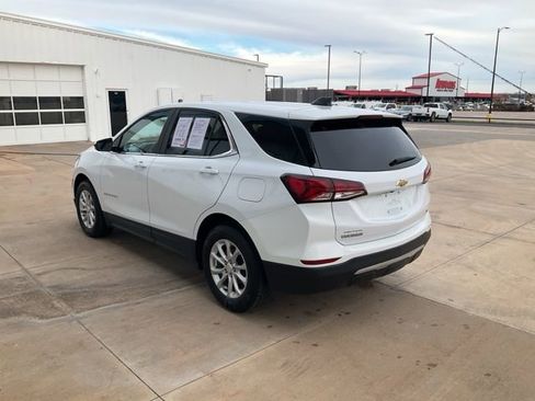 Used 2023 Chevrolet Equinox LT image 39