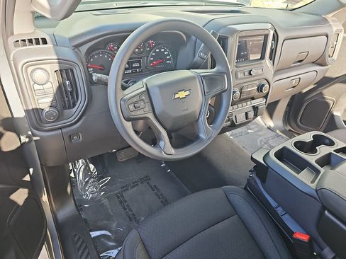 New 2026 Chevrolet Silverado 1500 Custom AWD/4WD image 15