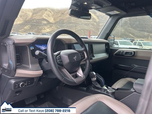 Used 2024 Ford Bronco Wildtrak image 15