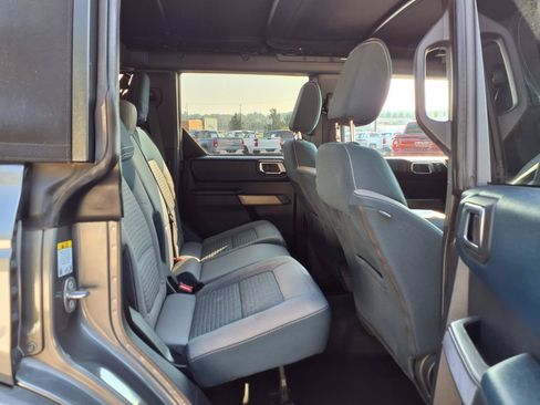 Used 2023 Ford Bronco Outer Banks AWD/4WD image 29