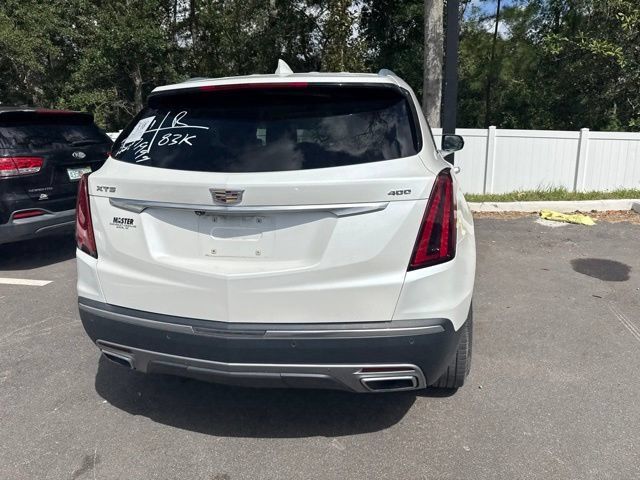 Used 2022 Cadillac XT5 Premium Luxury w/ LPO, Floor Liner Package FWD image 4