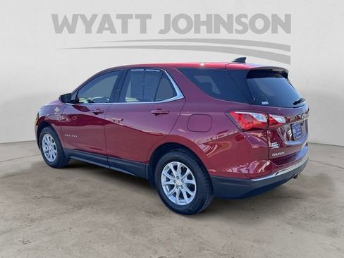 Used 2020 Chevrolet Equinox LT image 3