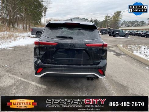 Used 2022 Toyota Highlander XSE image 6