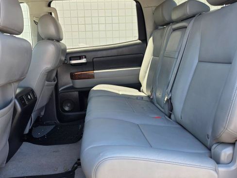 Used 2010 Toyota Tundra Platinum AWD/4WD image 11