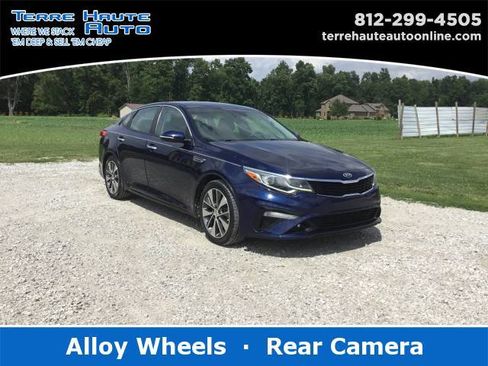 Used 2019 Kia Optima S FWD image 1