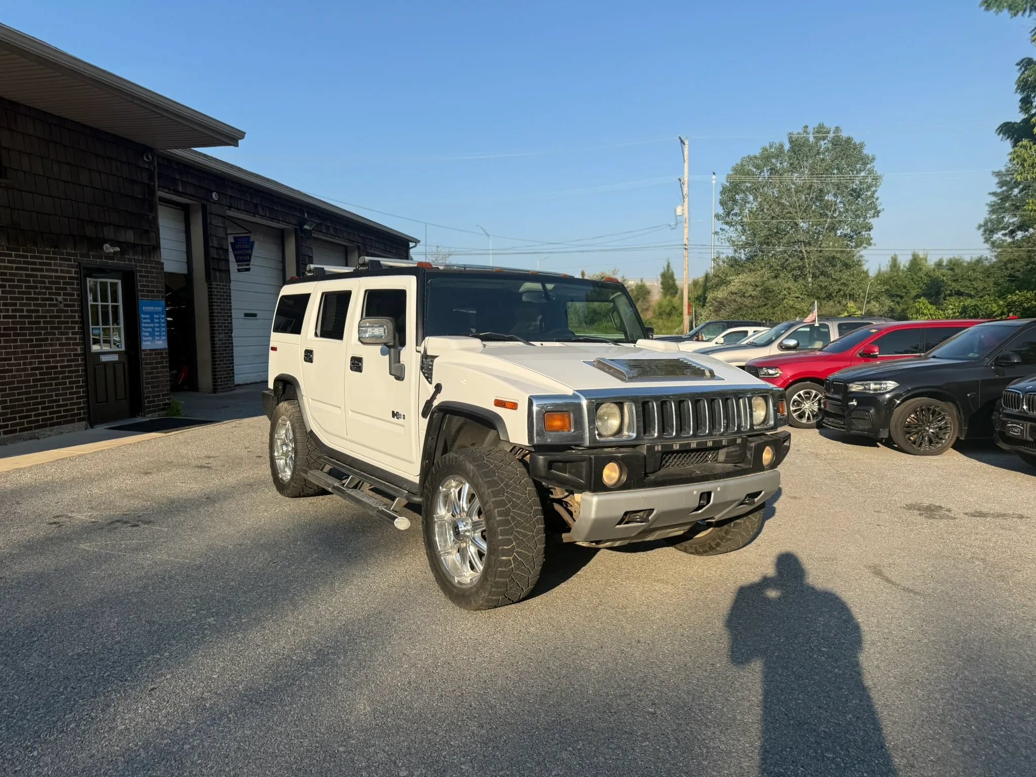 Used 2009 HUMMER H2 Luxury AWD/4WD image 2