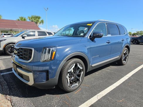 Used 2024 Kia Telluride S w/ S Sunroof Package AWD/4WD image 5