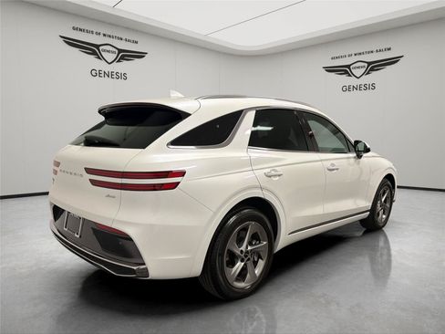 Used 2026 Genesis GV70 2.5T Select AWD/4WD image 5