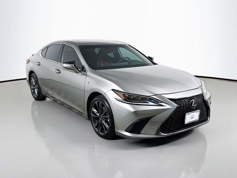 Used 2021 Lexus ES 350 F Sport image 3