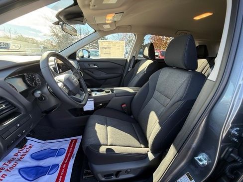 New 2026 Nissan Rogue SV image 12