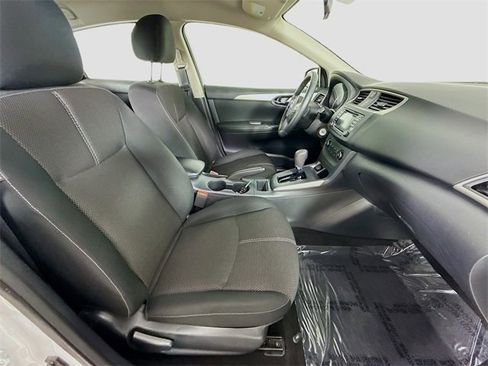 Used 2018 Nissan Sentra S image 25
