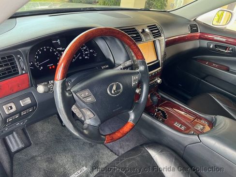 Used 2010 Lexus LS 460 RWD image 43