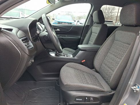 Used 2024 Chevrolet Equinox LT w/ LPO, Floor Liner Package FWD image 13