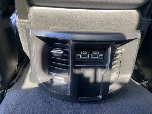 Used 2024 RAM 2500 Big Horn w/ Safety Group image 25