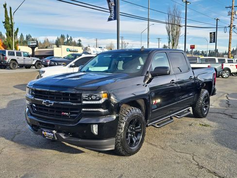 Used 2018 Chevrolet Silverado 1500 LTZ Z71 w/ LTZ Plus Package image 3