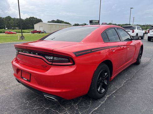 Used 2022 Dodge Charger SXT RWD image 7