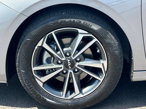 Used 2024 Kia Forte LXS FWD image 24