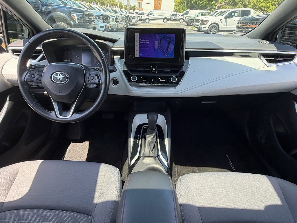 Used 2023 Toyota Corolla SE w/ SE Premium Package FWD image 13