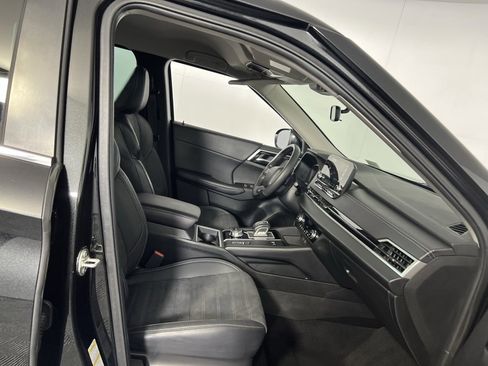 Used 2023 Mitsubishi Outlander SEL image 35